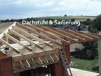 Dachstuhl & Sanierung